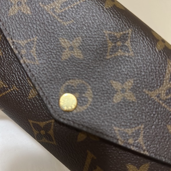 Louis Vuitton Sarah Wallet - Picture 4 of 7